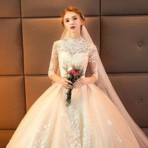 プリンセスライン プレ花嫁 プレ婚 前撮りにおすすめ ハイネック