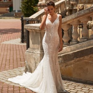 マーメイドライン　エレガントな格安ウェディングドレス　ノースリーブ　フルレースアップリケビーズ　