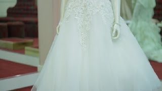 How to Make a Long Wedding Dress Shorter : The Wedding Dress
