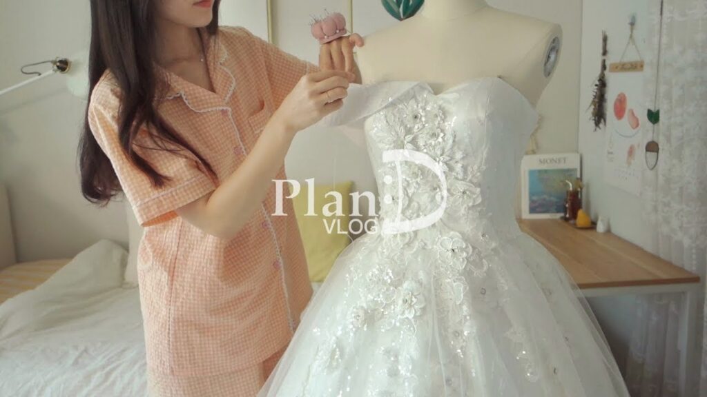 ENG│오페라의 유령 커버드레스 만드는 일상. 팝페라가수 드레스 만들고 오꼬노미야끼, 김치말이국수먹는 브이로그.