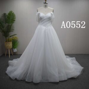 Aライン 海外挙式対応 ロマンチック ウェディングドレス 結婚式準備