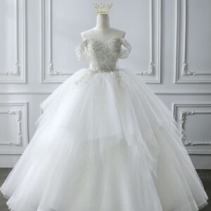 プリンセスライン 優雅な立ち居振る舞いが自然と身につくお姫様ドレス