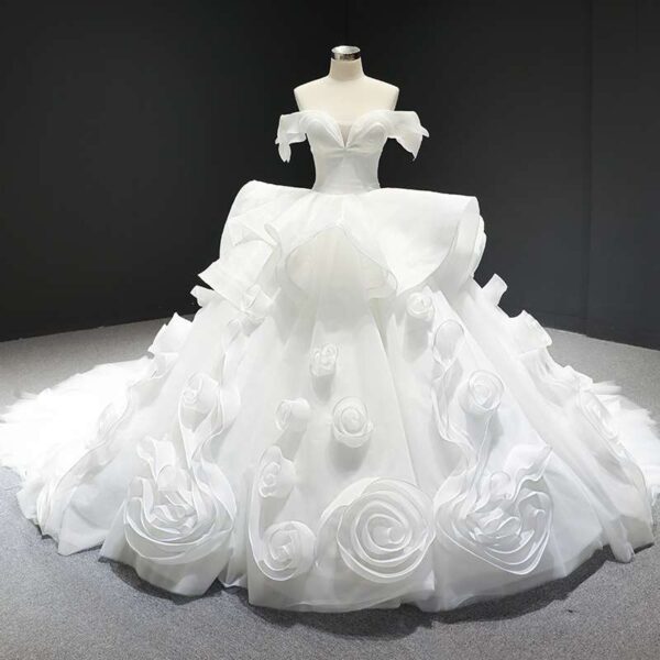 ベルライン 大人婚だからこそ選びたい本物のエレガンスと気品