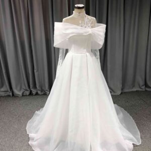 Aライン ブライダルフォト撮影 エレガントなウェディングドレス