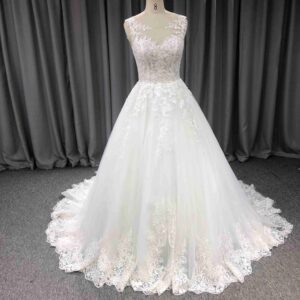 Aライン ガーデンウェディング 花柄レース ブライダルガウン