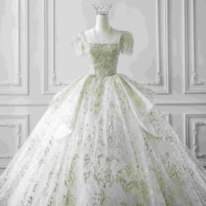 プリンセスライン スパンコールとレースが織りなす繊細で可愛い輝き