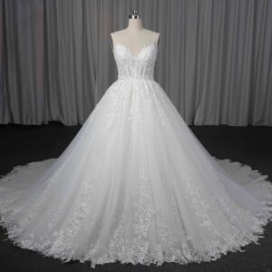 プリンセスライン ブライダル写真用 華やか ウェディングドレス 映える